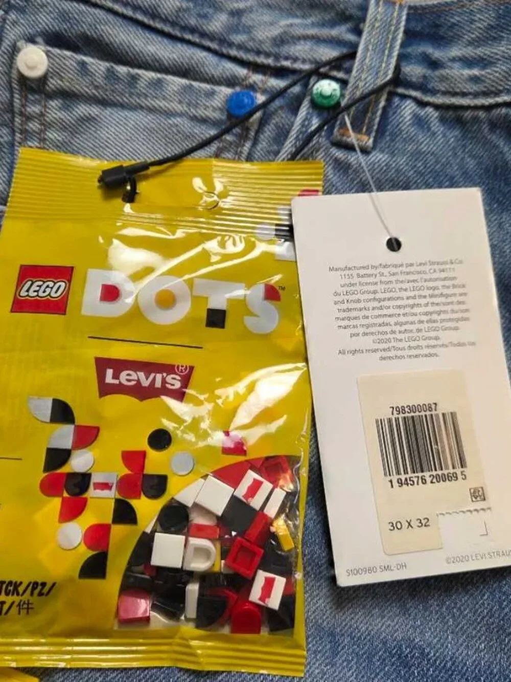 New 30x32 Levi's X Lego Collection colab 501 93' Straight Fit jeans